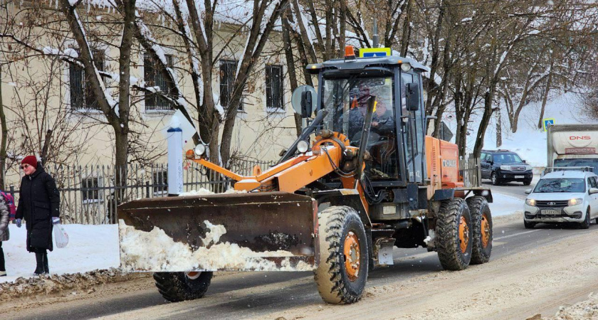Водителям Московской области напомнили правила безопасности из-за снегопадов
