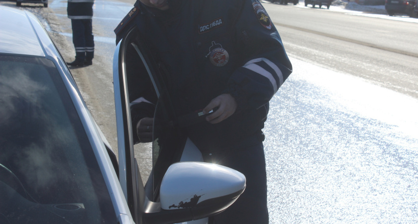 В Наро-Фоминске на перекрёстке в Мальково столкнулись три легковых автомобиля