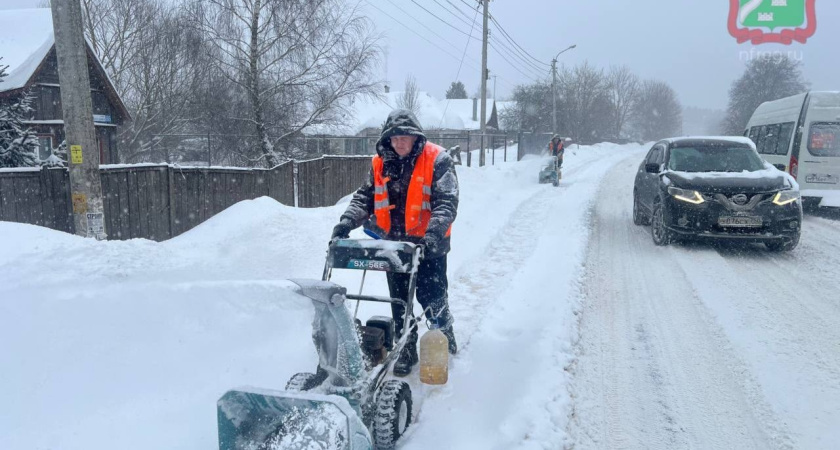 В Наро-Фоминском округе мобилизовали 120 дворников и 80 машин для борьбы с циклоном “Валли”