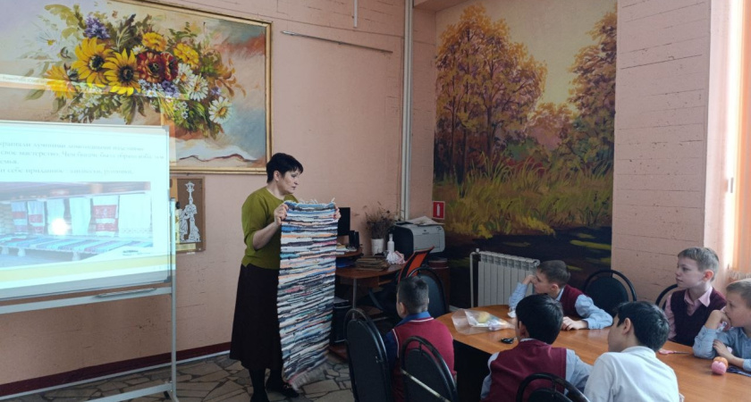 В Наро-Фоминском округе школьники освоили основы ткацкого ремесла