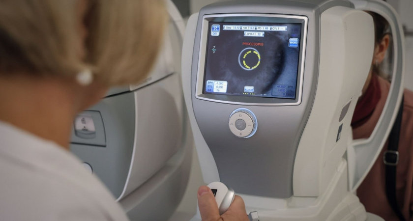 В больницы Московской области поступит 97 новых аппаратов для лечения глаз