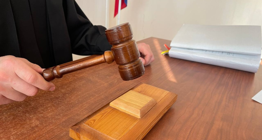 В Наро-Фоминске мужчине продлили арест за угрозу ножом полицейскому