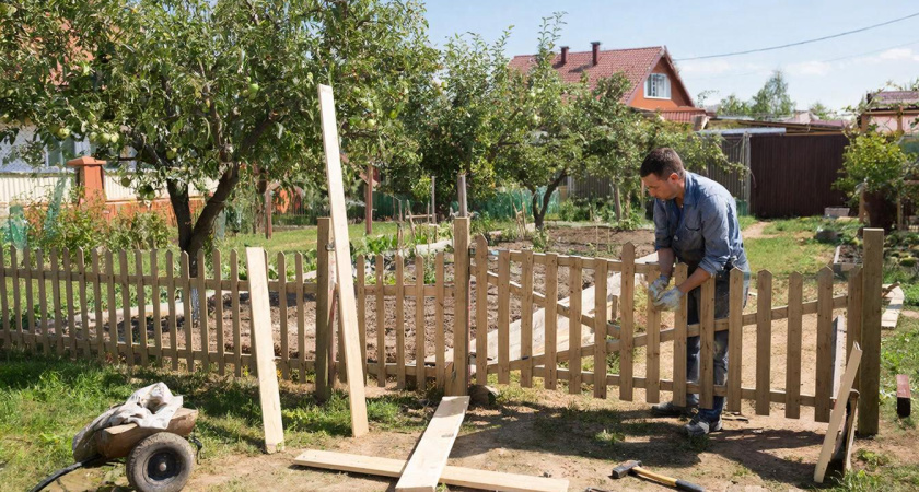 Вводятся новые правила для установки заборов на дачных участках − подробно о главном