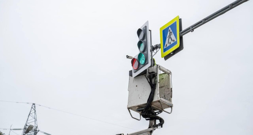В Наро-Фоминском округе дорожники восстановили поврежденные знаки на улицах