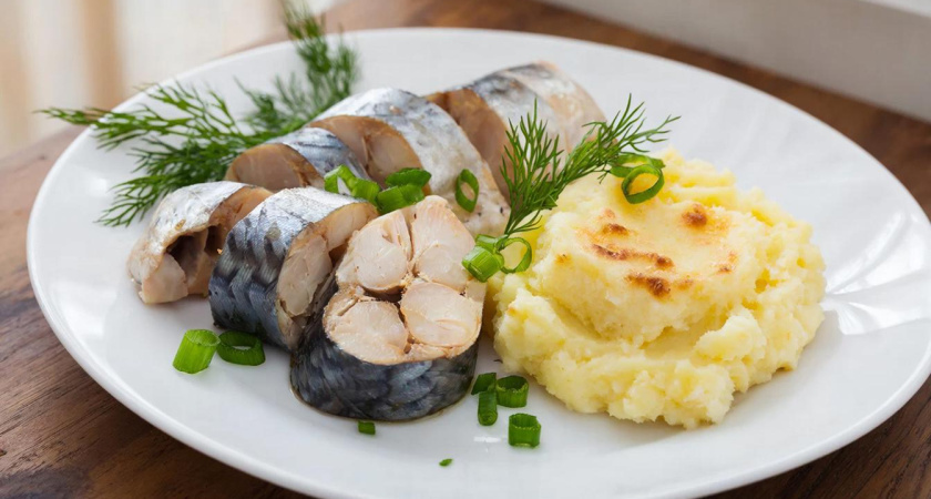 Как засолить скумбрию дома: простой рецепт аппетитной рыбы — стоит попробовать каждому