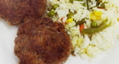 Не хлеб и даже не манка: вот что добавляли в фарш для вкусных котлет, чтобы они были сочными - трюк столовых СССР