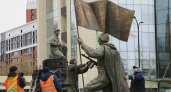 В центре Наро-Фоминска устанавливают монумент в честь города-воина и труженика