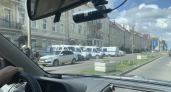Правовая ловушка для водителя: что делать, если вас остановил инспектор после выхода из автомобиля
