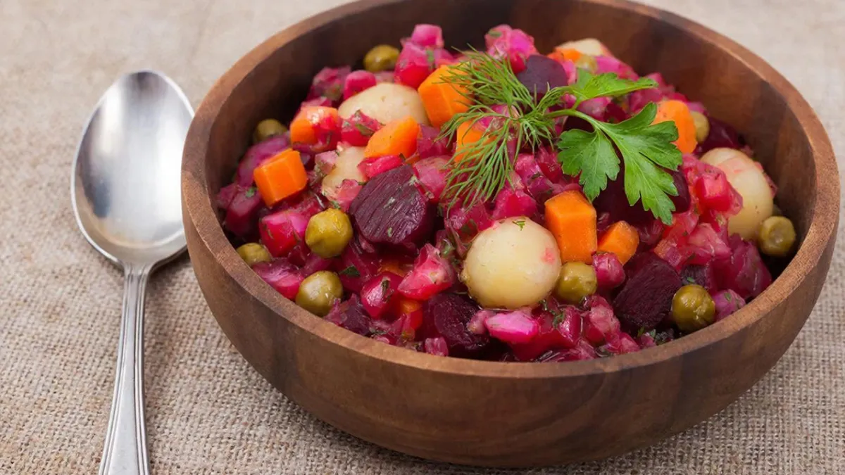 Как улучшить винегрет: 3 хитрости от шеф-поваров - и особенно вкусный винегрет, за уши не оттянешь. Все подруги теперь так делают