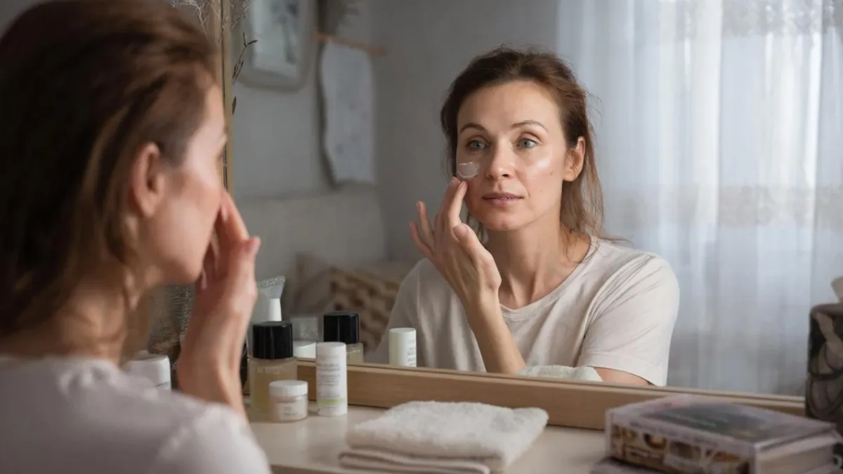 Забудь о салонах красоты - одного движения пальцем хватит, чтобы кожа засияла как после процедур косметолога