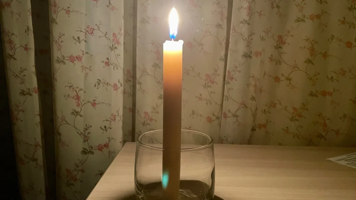 В Наро-Фоминском округе жители двух этажей третьи сутки сидят без света из-за искрящейся проводки