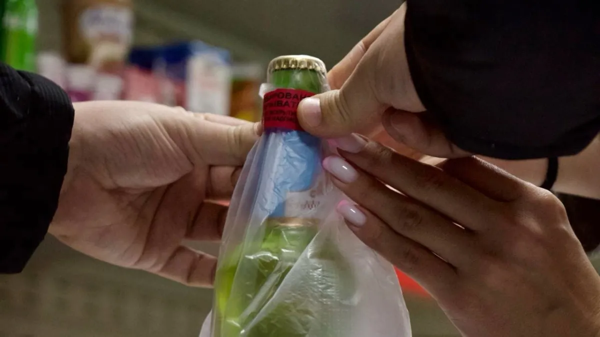 В магазинах Московской области нашли более 650 бутылок нелегального алкоголя