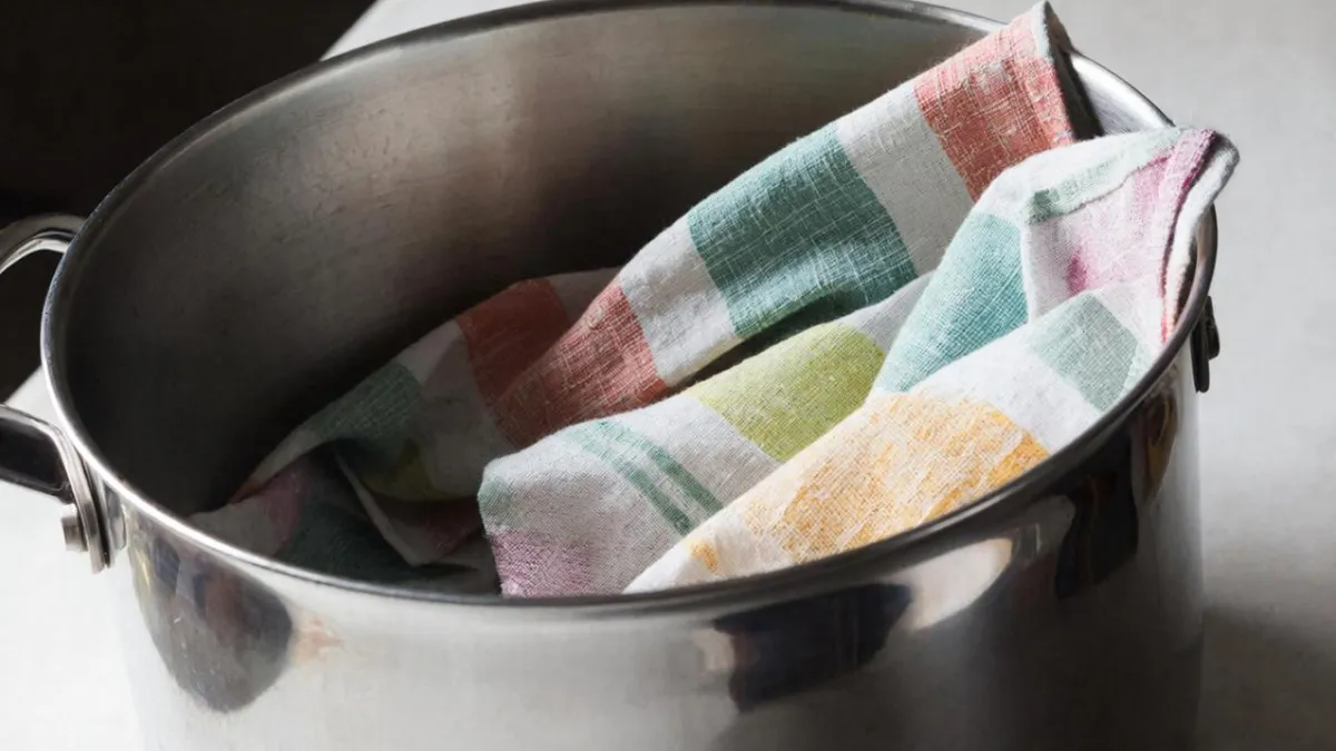 Вываривание полотенец в прошлом: добавляем 2 ложки на таз - станут как новые