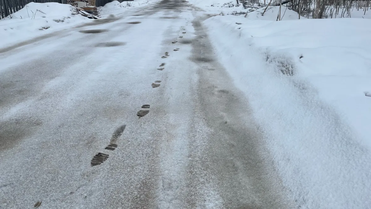 Погода в Московской области: Гидрометцентр предупредил о гололедице 15 марта