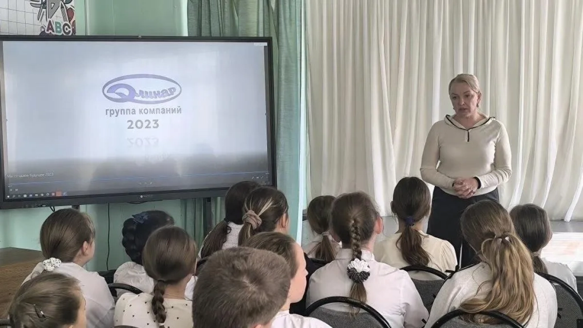 Детям Наро-Фоминского округа показали производство, где трудятся их родители