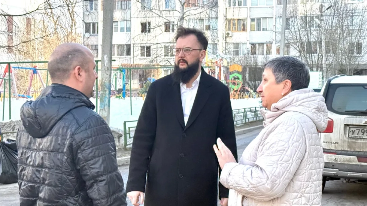 Как добиться установки полусфер и уборки двора: пример оперативного решения на Куркоткина в Наро-Фоминске 