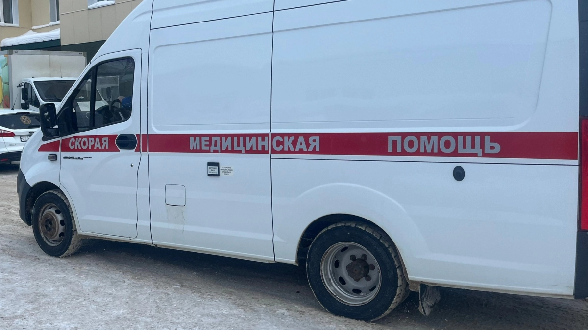 В Москве подростка зажало в дверях электрички: юноша попал в больницу