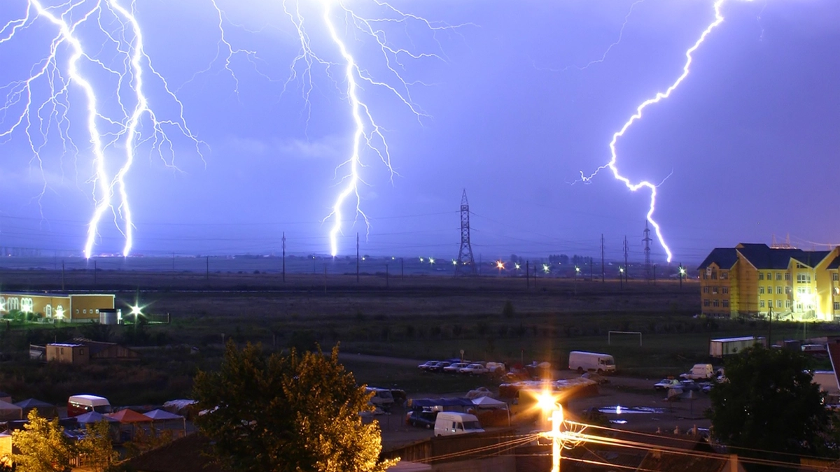 «Весна и начало лета будут самыми непривычными в XXI веке». Метеорологи сказали, к чему готовиться