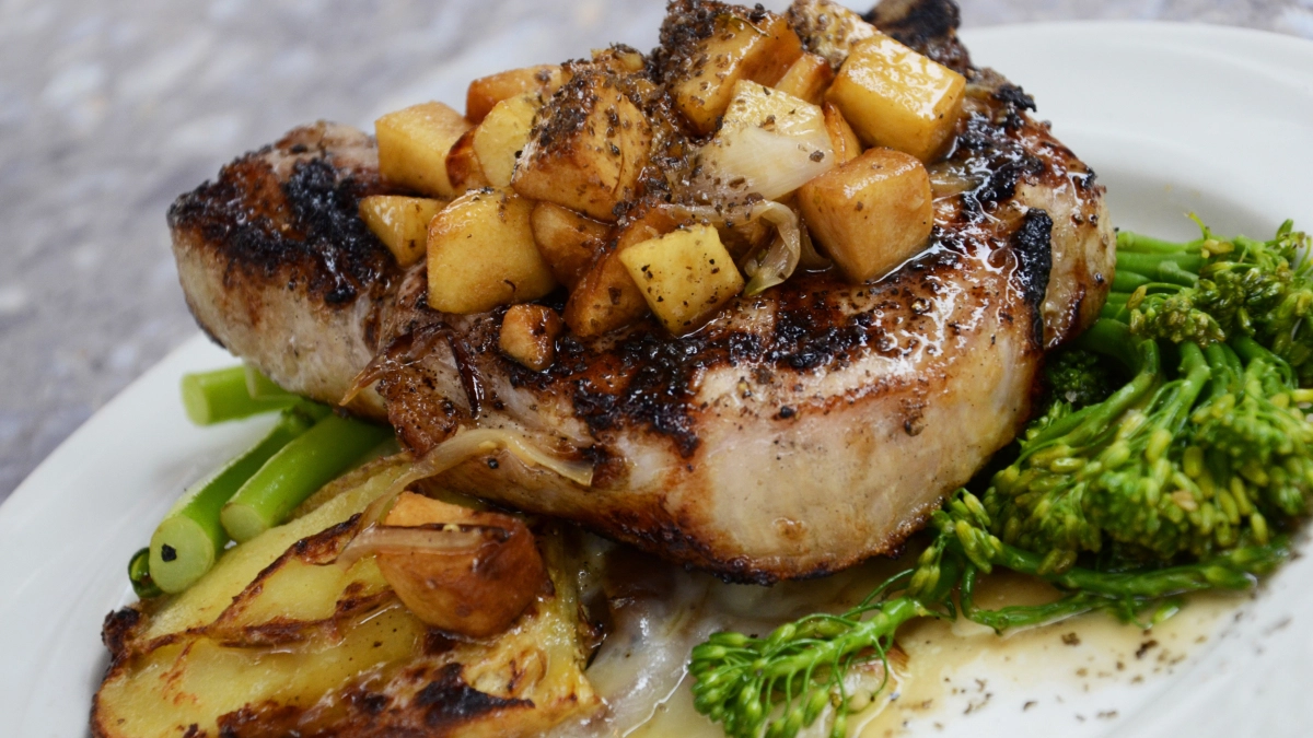 Такого мяса вы ещё не ели: В 100 раз вкуснее и полезнее шашлыка - рецепт "По-кремлёвски"