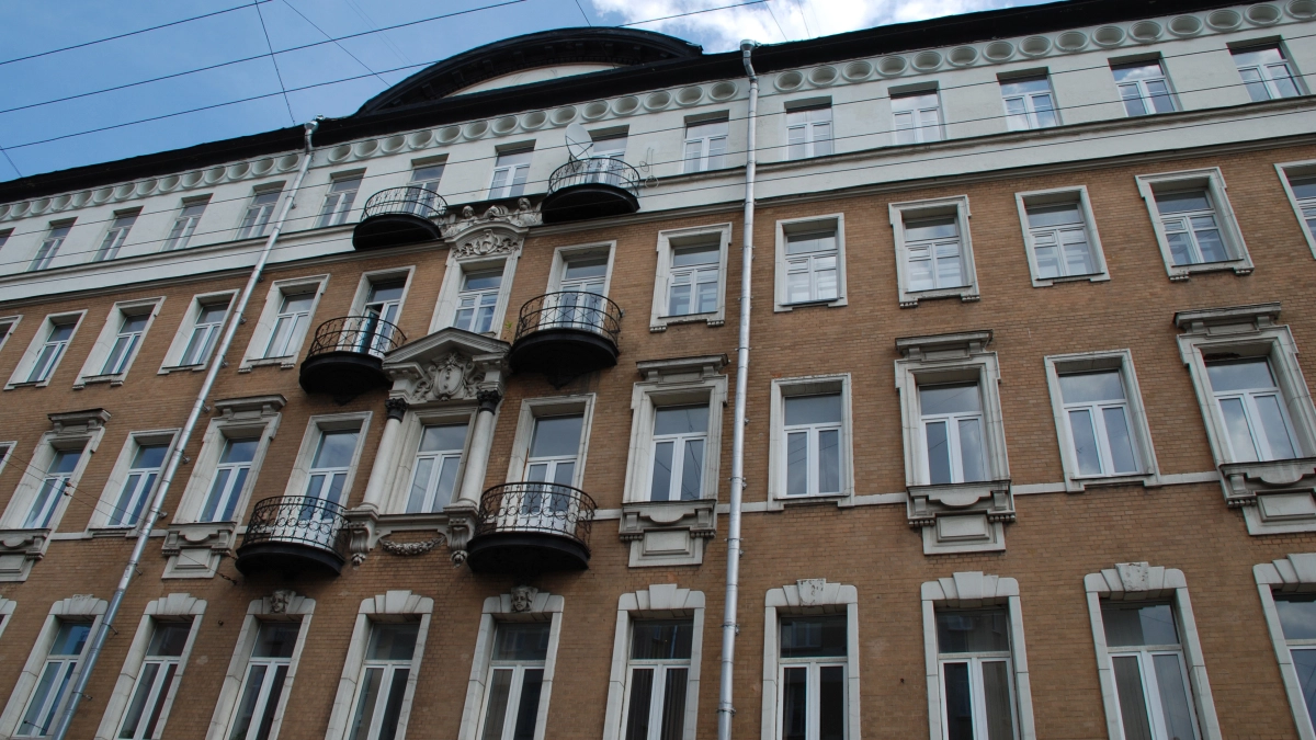 Приобрел жилье — отвечай за перепланировку: как не платить за чужие нарушения ЖКХ