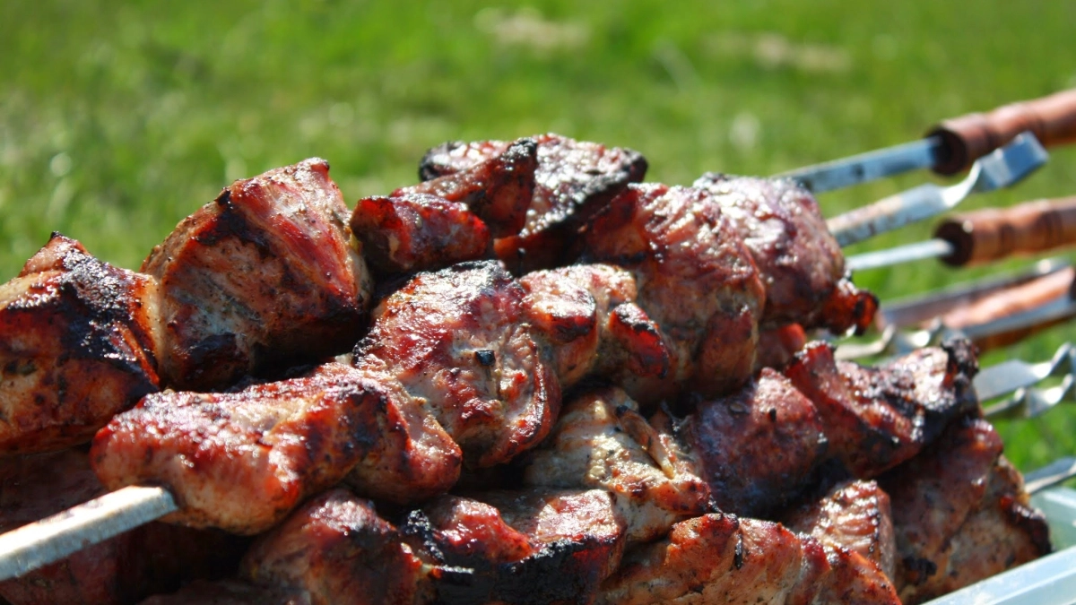 Забыла про маринад с уксусом - армянин поделился рецептом настоящего шашлыка