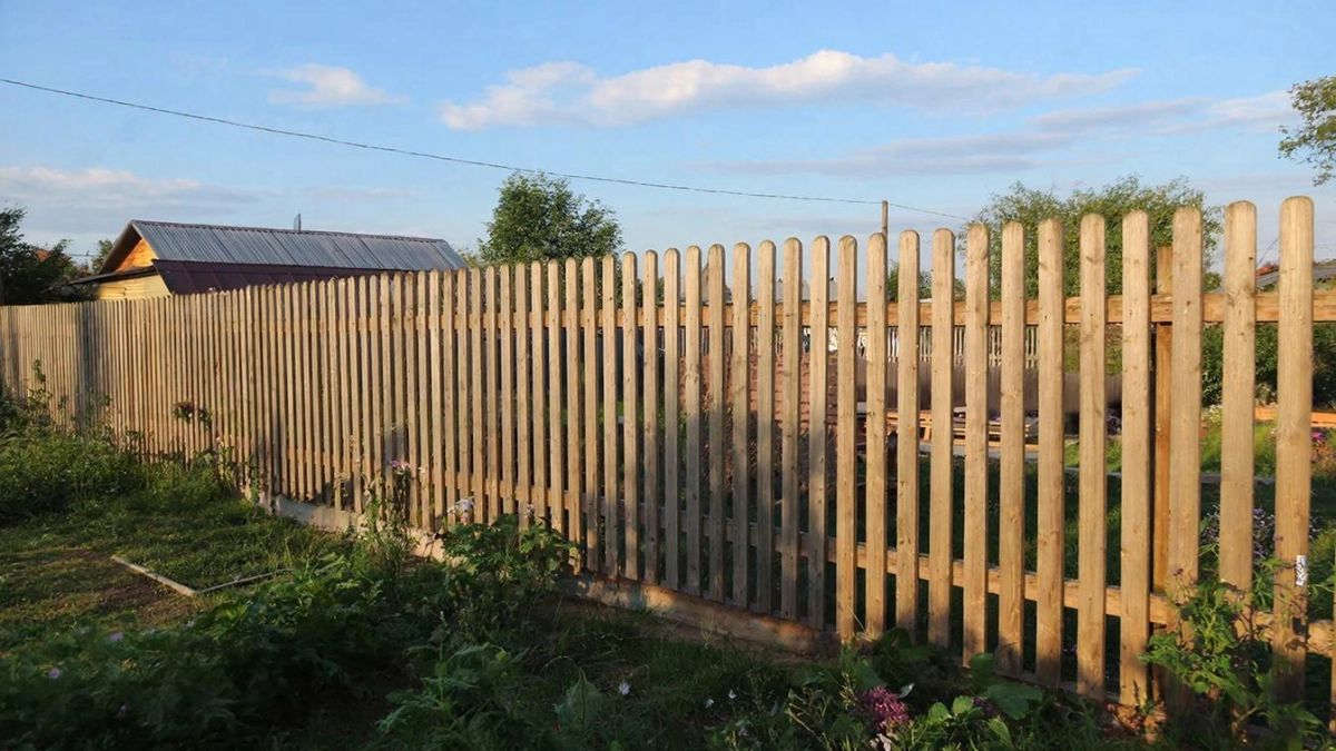 Вводятся новые правила для установки заборов на участках − главное