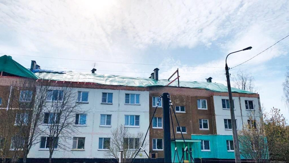 В Наро-Фоминске приступили к капитальному ремонту кровли жилого дома 1988 года постройки