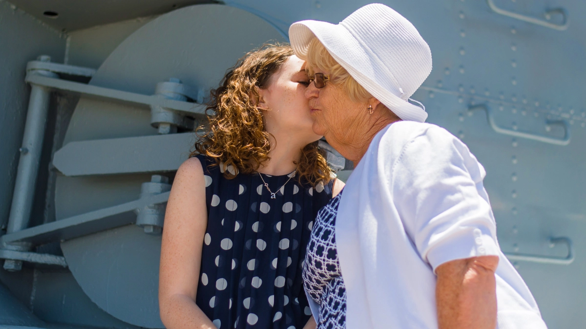 Омар Хайям оставил формулу счастья для тех, кому за 50: всего 2 правила глобально меняют всё