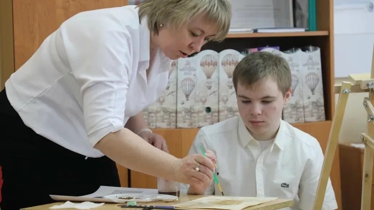 В Наро-Фоминске подросткам с тяжёлыми нарушениями помогают найти профессию без экзаменов и стресса
