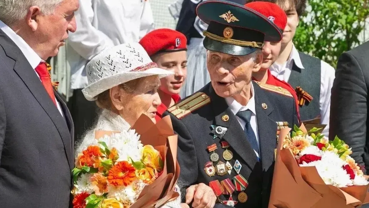 В Наро-Фоминске ветерана Федора Рыхлова поздравили со столетним юбилеем