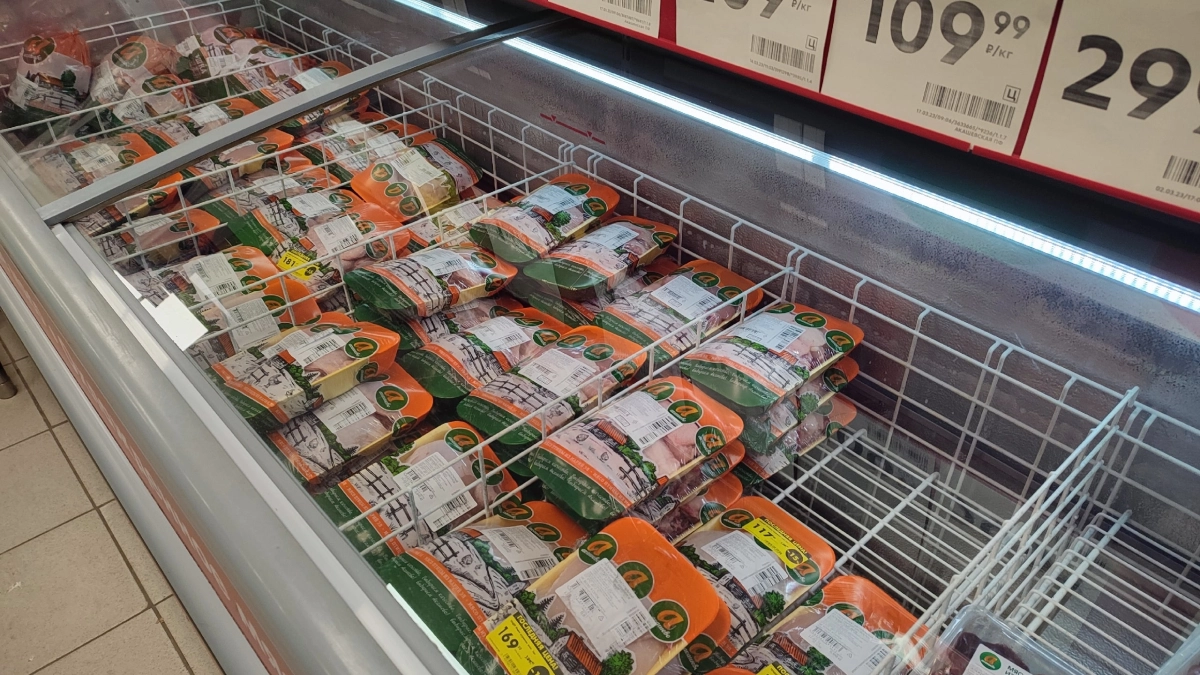 В Подмосковье изъяли из продажи почти 180 килограмм небезопасного мяса