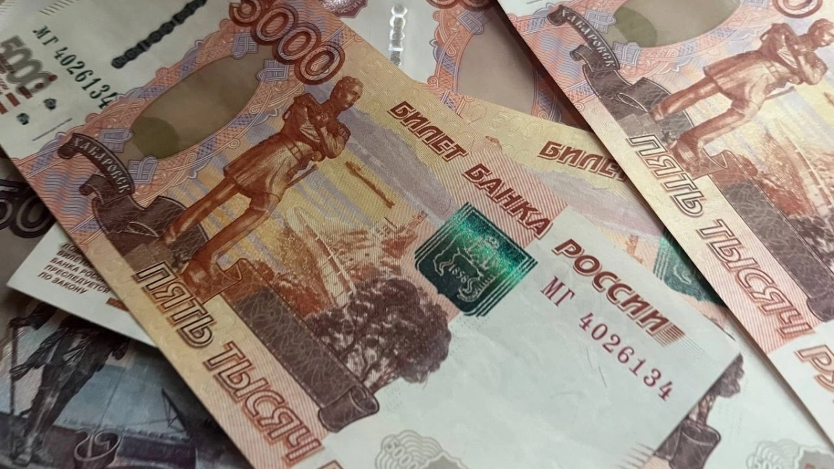 В Подмосковье школьники заплатят компенсацию за оскорбительные фото учителя