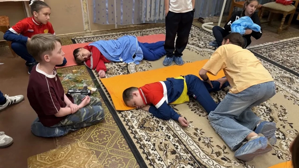 Юные инспекторы движения из Московской области прошли интенсив по первой помощи для подготовки к всероссийским и международным соревнованиям