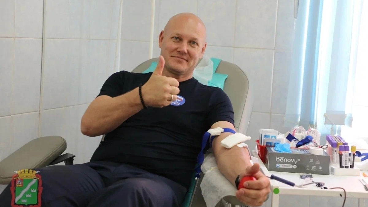 В Наро-Фоминске доноры выстроились в очередь у пункта переливания крови