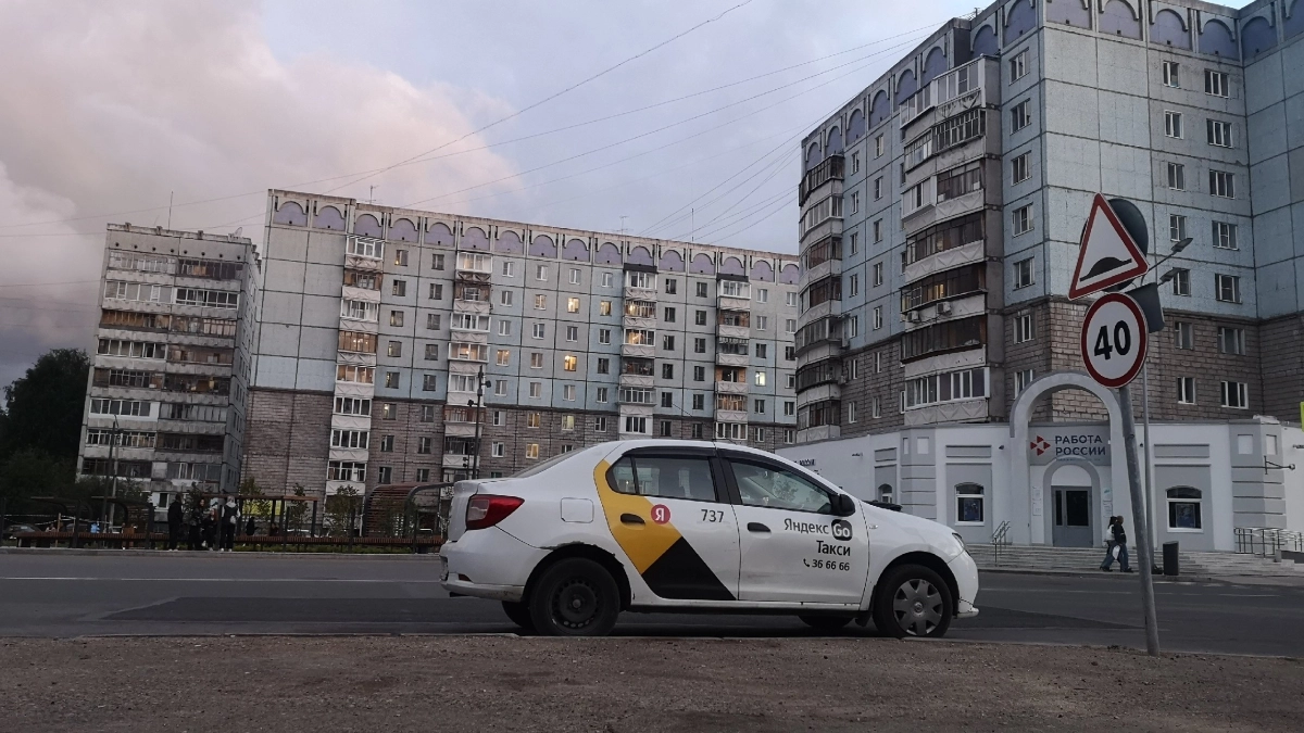 В Московской области убрали прописку из требований для самозанятых таксистов