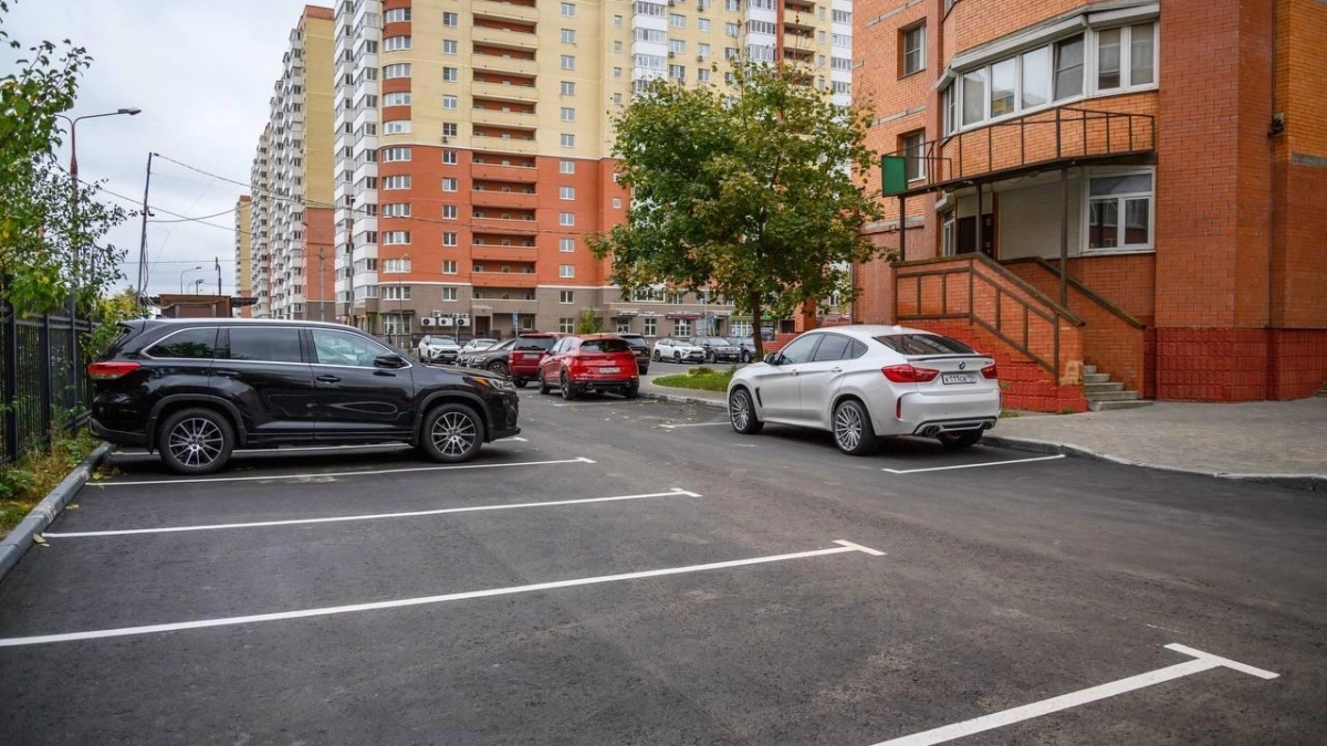 В Московской области отремонтировали 396 дворов по программе «Чистый регион»