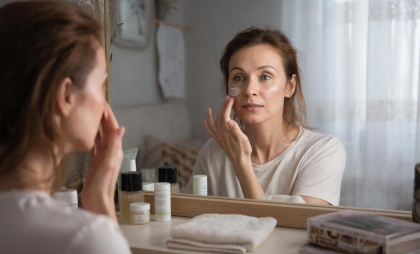 Забудь о салонах красоты - одного движения пальцем хватит, чтобы кожа засияла как после процедур косметолога